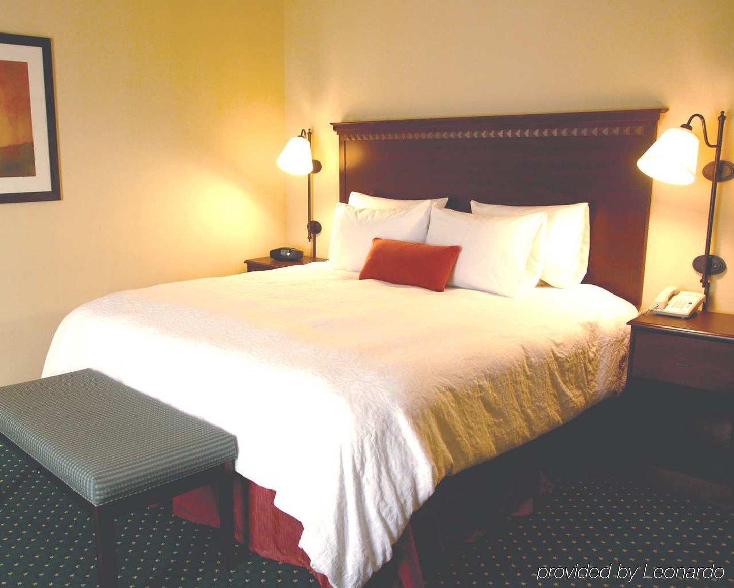 Hampton Inn & Suites Middlebury Room photo
