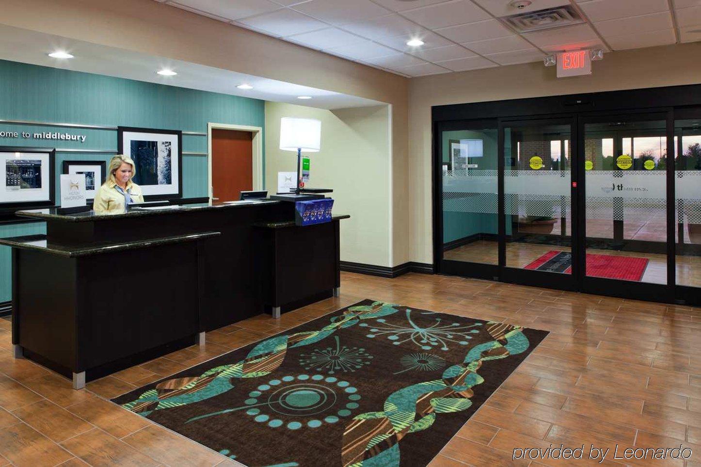 Hampton Inn & Suites Middlebury Interior photo